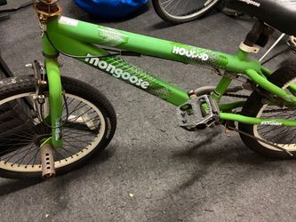 Mongoose Hoop D 20-inch' BMX freestyle bike