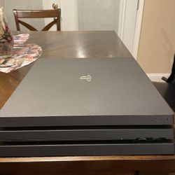 PS4 Pro Slim