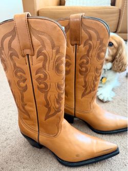 Boots Fashion