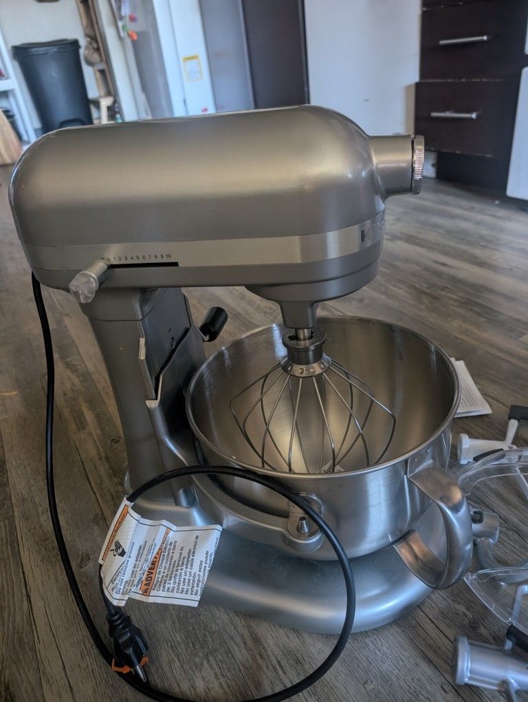 Kitchen Aid 6 Quart Mixer