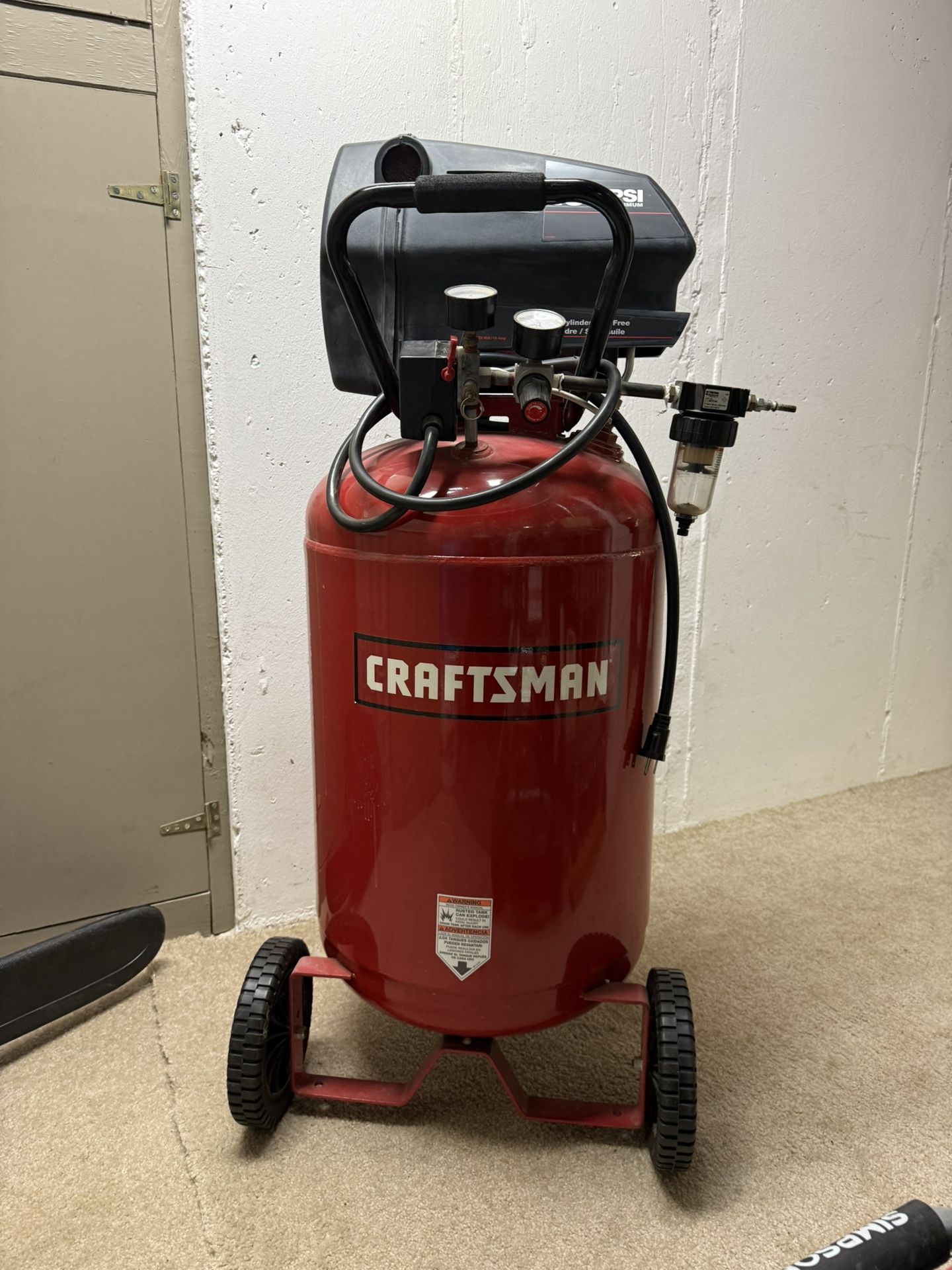 30 Gal 150 PSI CRAFTSMAN Air Compressor