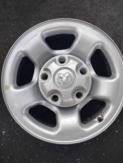 4 wheels rims from Dodge Dakota 2005-2007