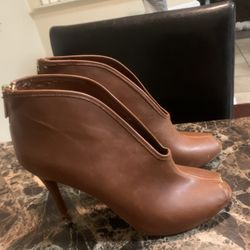 Cosmopolitan Ankle Heels  
