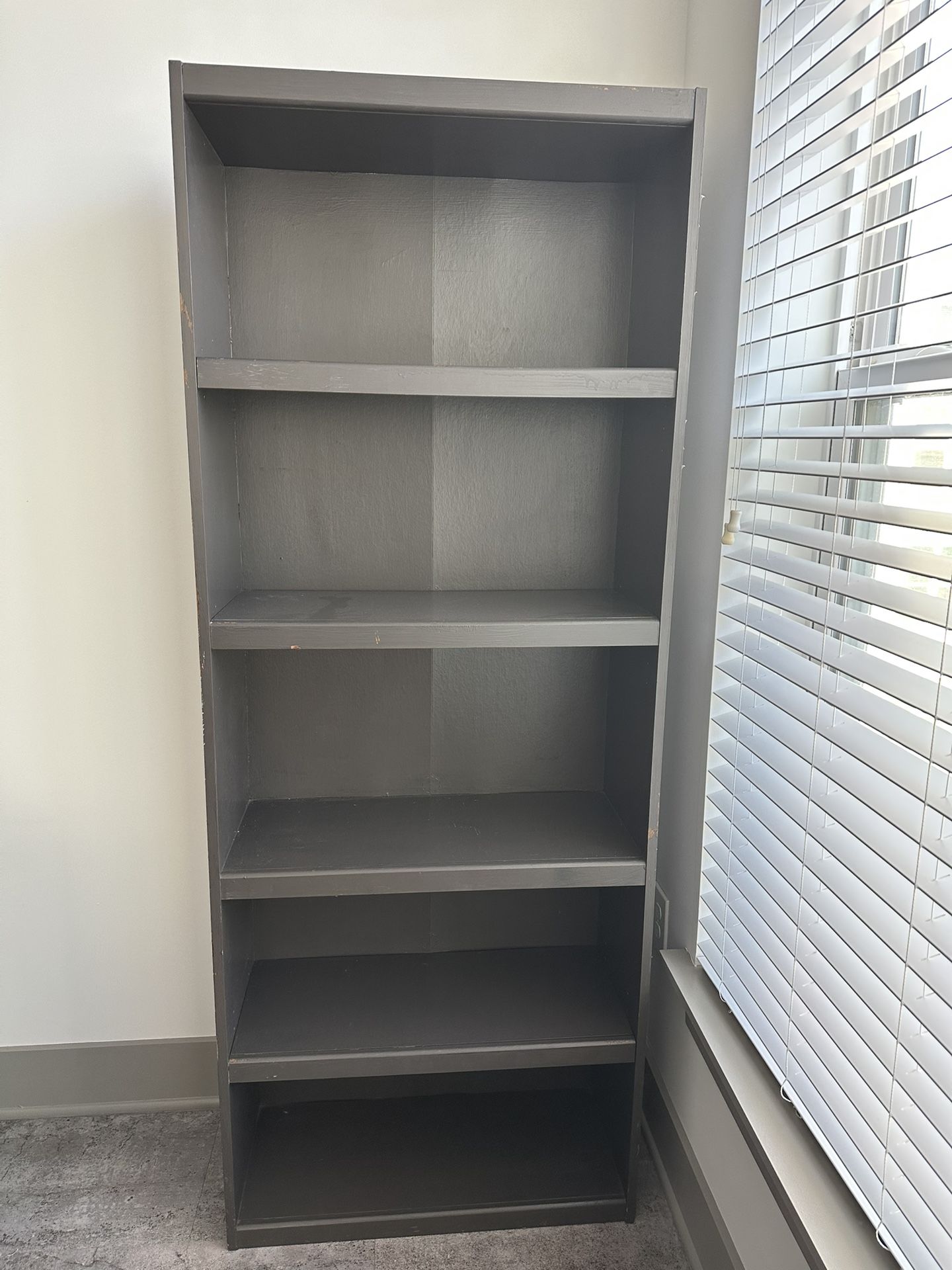 6 ft tall bookshelf