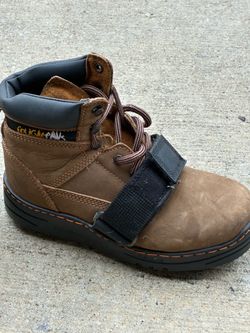 Cougar paws roofing boots