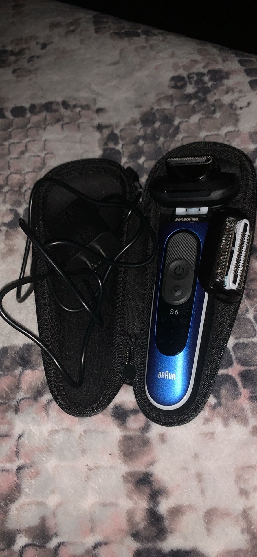 Braun Series 5-5118s Electric Rechargeable Wet & Dry Shaver, Male
