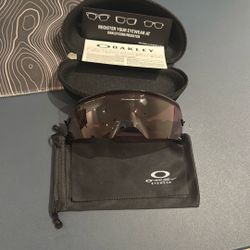 Oakley Kato 