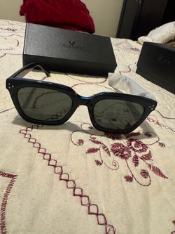 Sun glasses gentle monsters