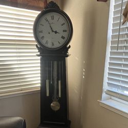 Grandfather Clock 6 Feet Tall  oBO