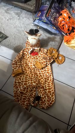Costume