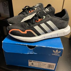 Adidas Swift Tun Unisex 