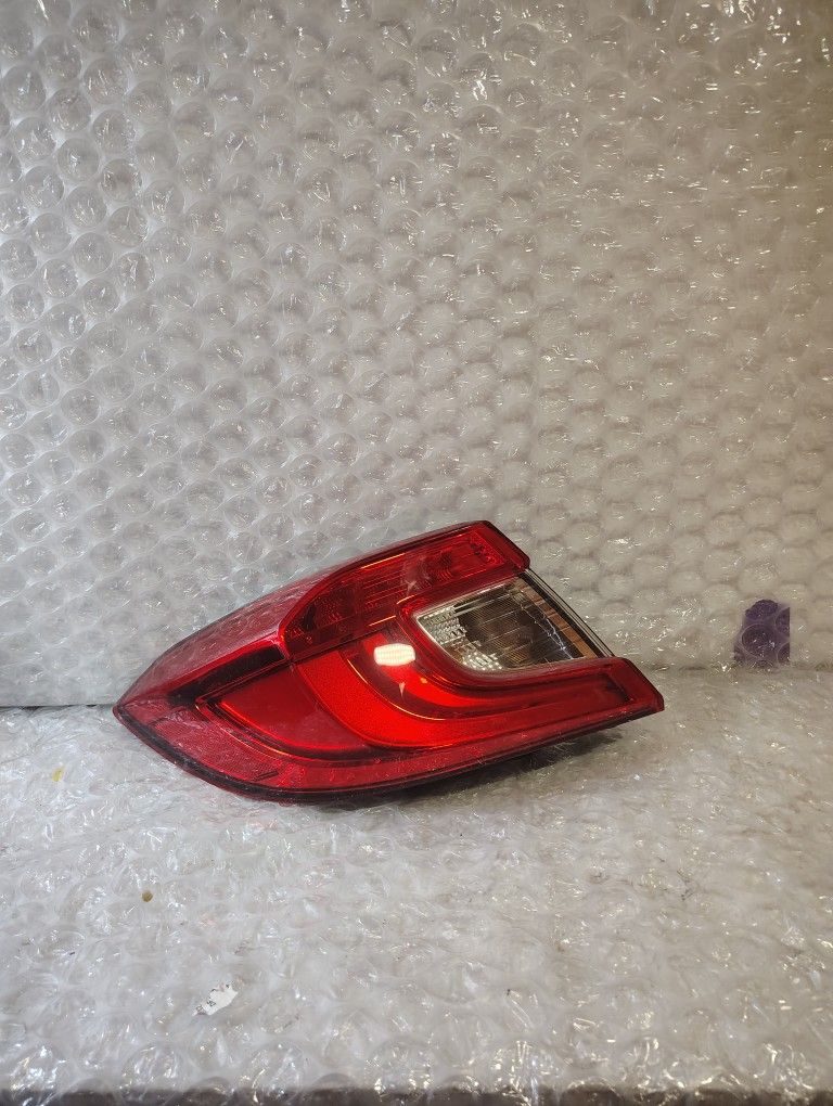 Tail Light For Honda Accord 2018 2019-2021 Rear Brake Lamp Passenger Right Side
