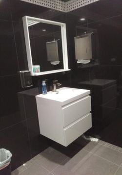 PUREFINE- 24" HIGH GLOSS WHITE WALL MOUNTED MODERN BATHROOM VANITY WITH REEINFORCED ACRYLIC SINK