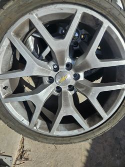 New tires and rims 24 for chevy ,gmc