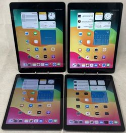 APPLE IPAD LIKE NEW (EACH $150)