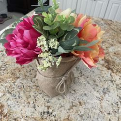 Plastic Flower arrangement with Burlap wrap