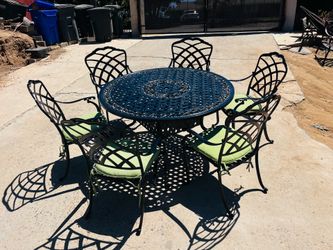 Patio set