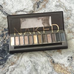Naked eyeshadow