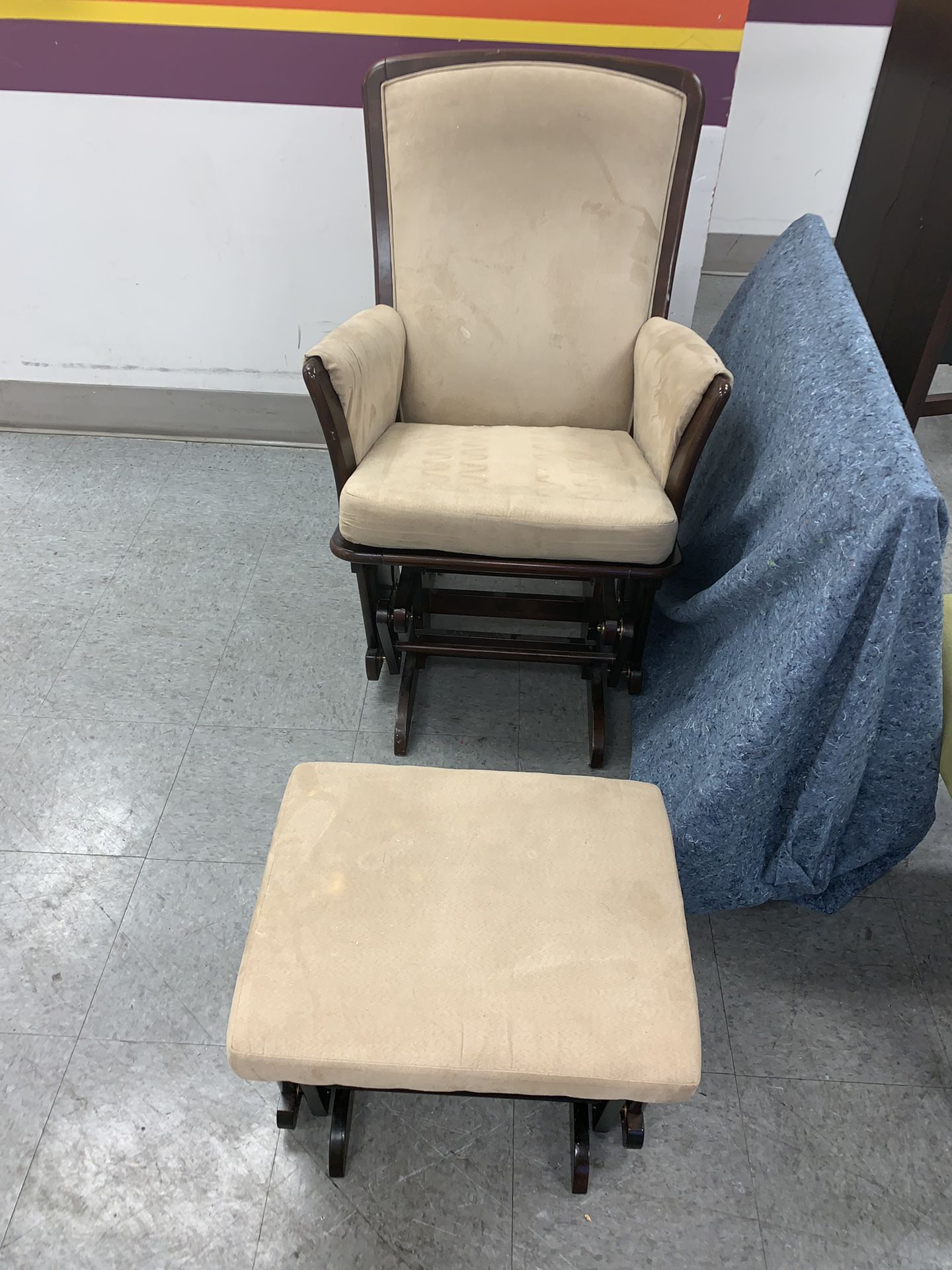 Rocking Chair with foot stool