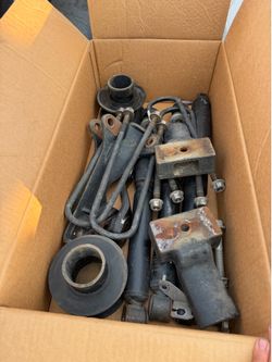 Stock 2022 F250 suspension with 3in leveling kit