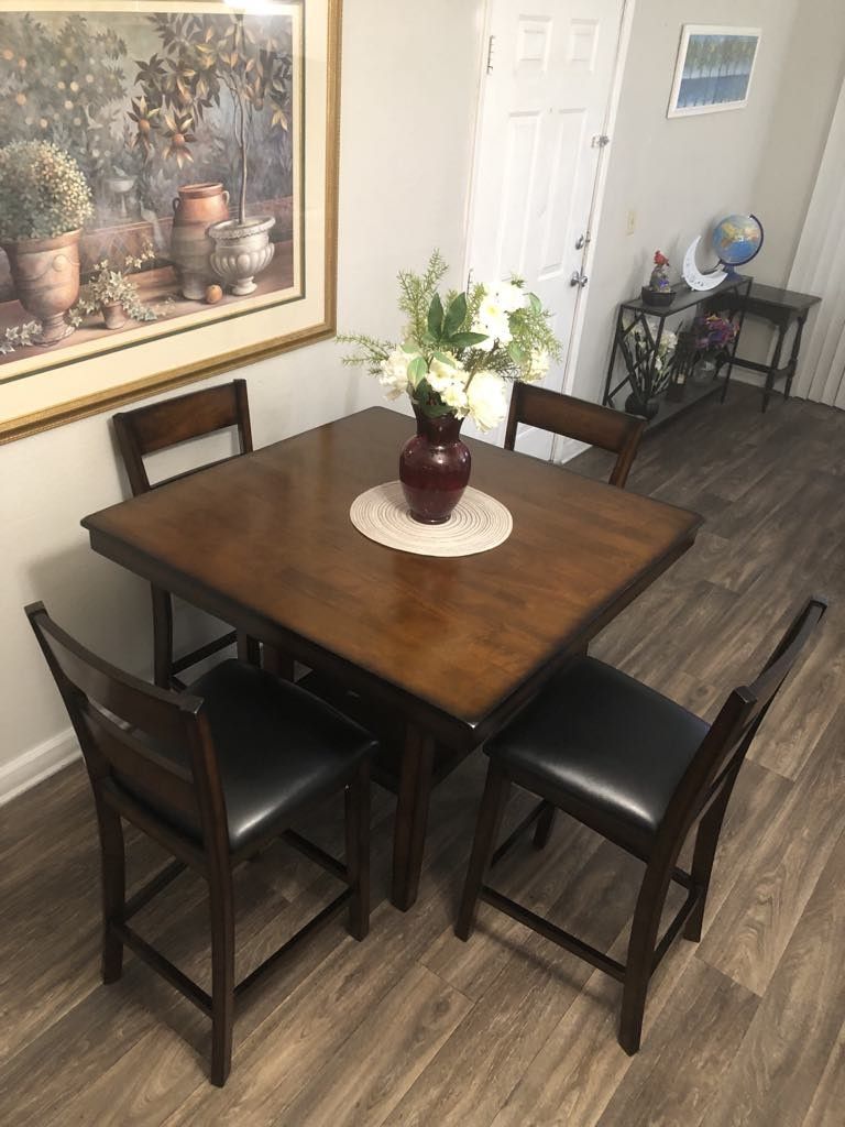 Counter Height Solid Wood Dining Table Set With 4 Black Leather Chairs