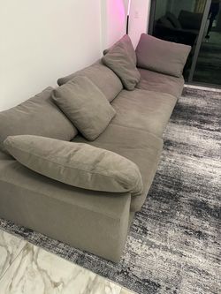 Negotiable Luxe Grey Modular Cloud Couch & Area rug 9x12