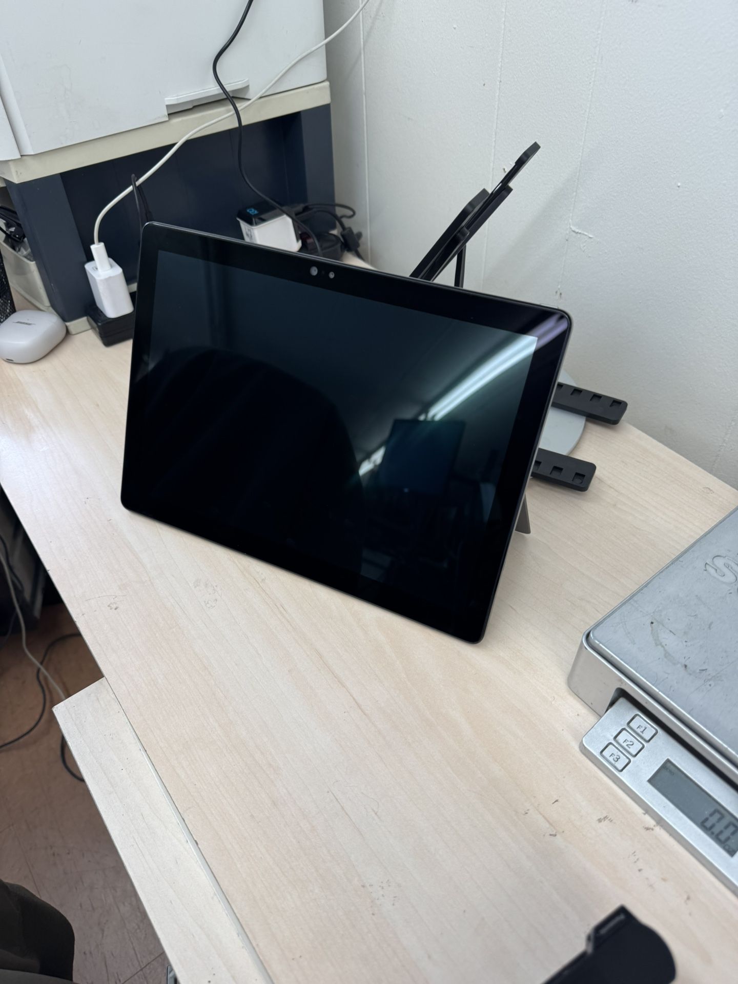 Dell Latitude 7200 2-in-1 | i5-8365U | 8GB RAM | 256GB SSD | Windows 11 Pro | Touchscreen