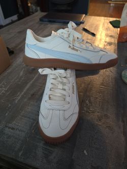 New Women Puma Shoes