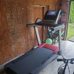 Freemotion T6.0 Commercial Treadmill-I Can Deliver 