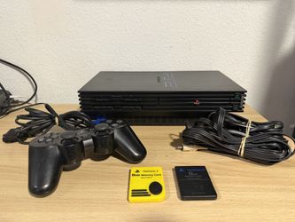 PlayStation 2 With 2 Memory Cards 