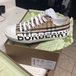 Burberry Shoes 