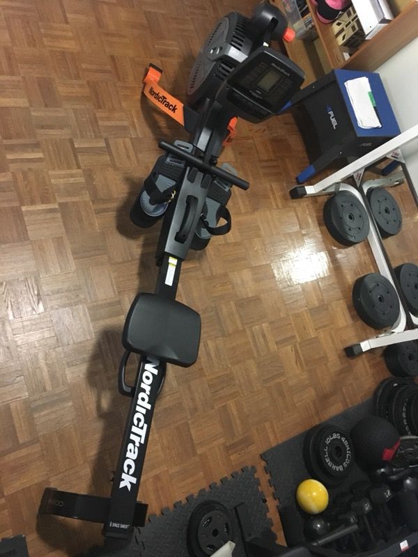 Nordictrack RW200 Row Machine Like New!