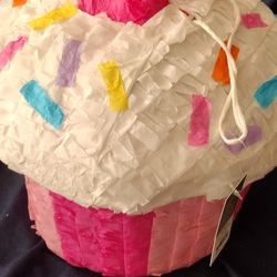 Cupcake Piñata