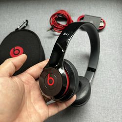 Beats Solo - Black and Red (Wireless)