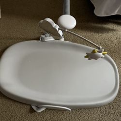Skip Hop Changing Table 