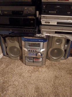 For sale electronics all brands and types. DVD and VCR combos,regular VCRs, DVD players and Blue Ray players that are smart and 3D. Please see picture
