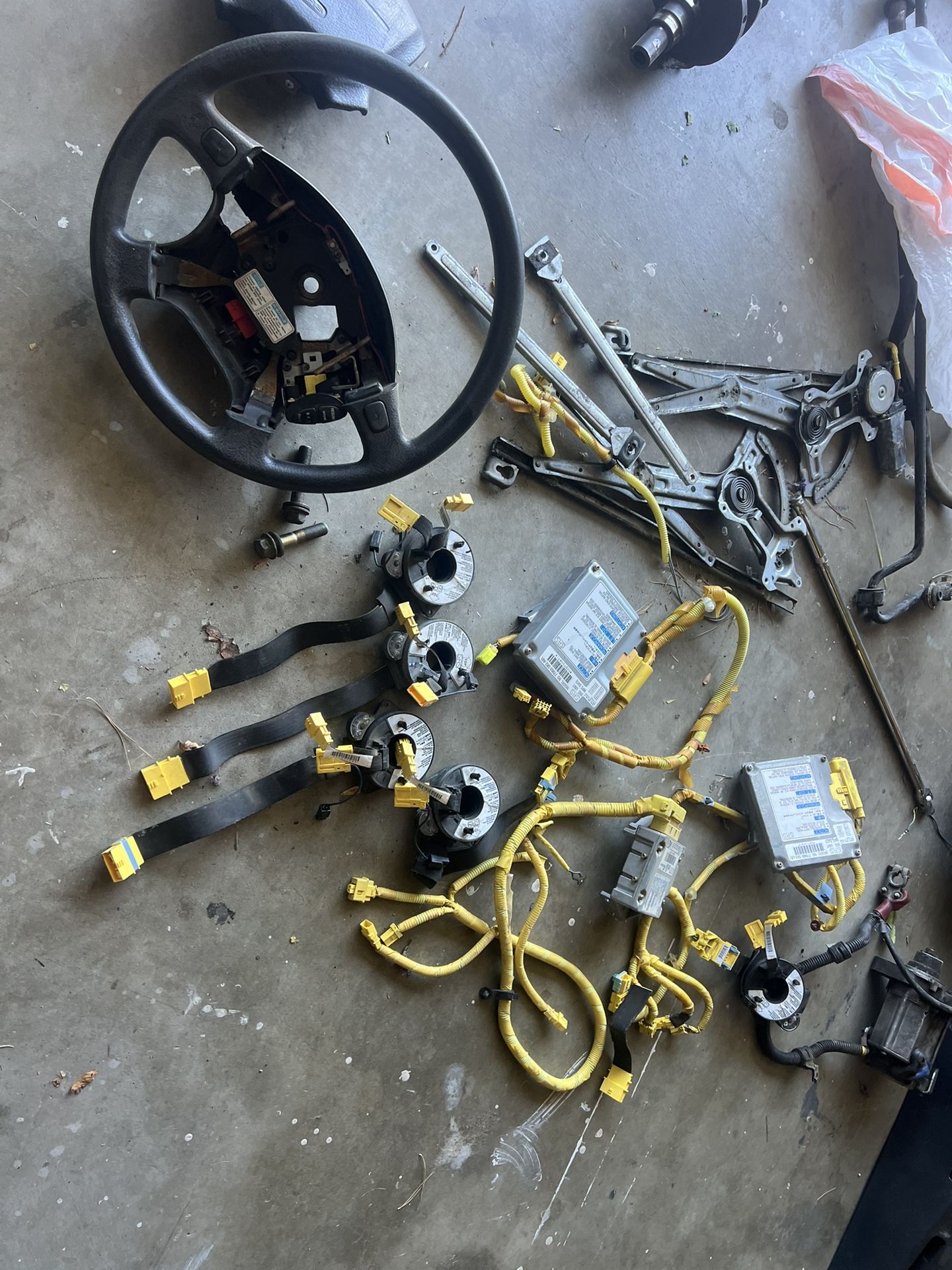 Honda OEM SRS Clock Spring Reel Assy., Cable Part Number: 77900-SR3-A81 Steering Wheel Air Bag