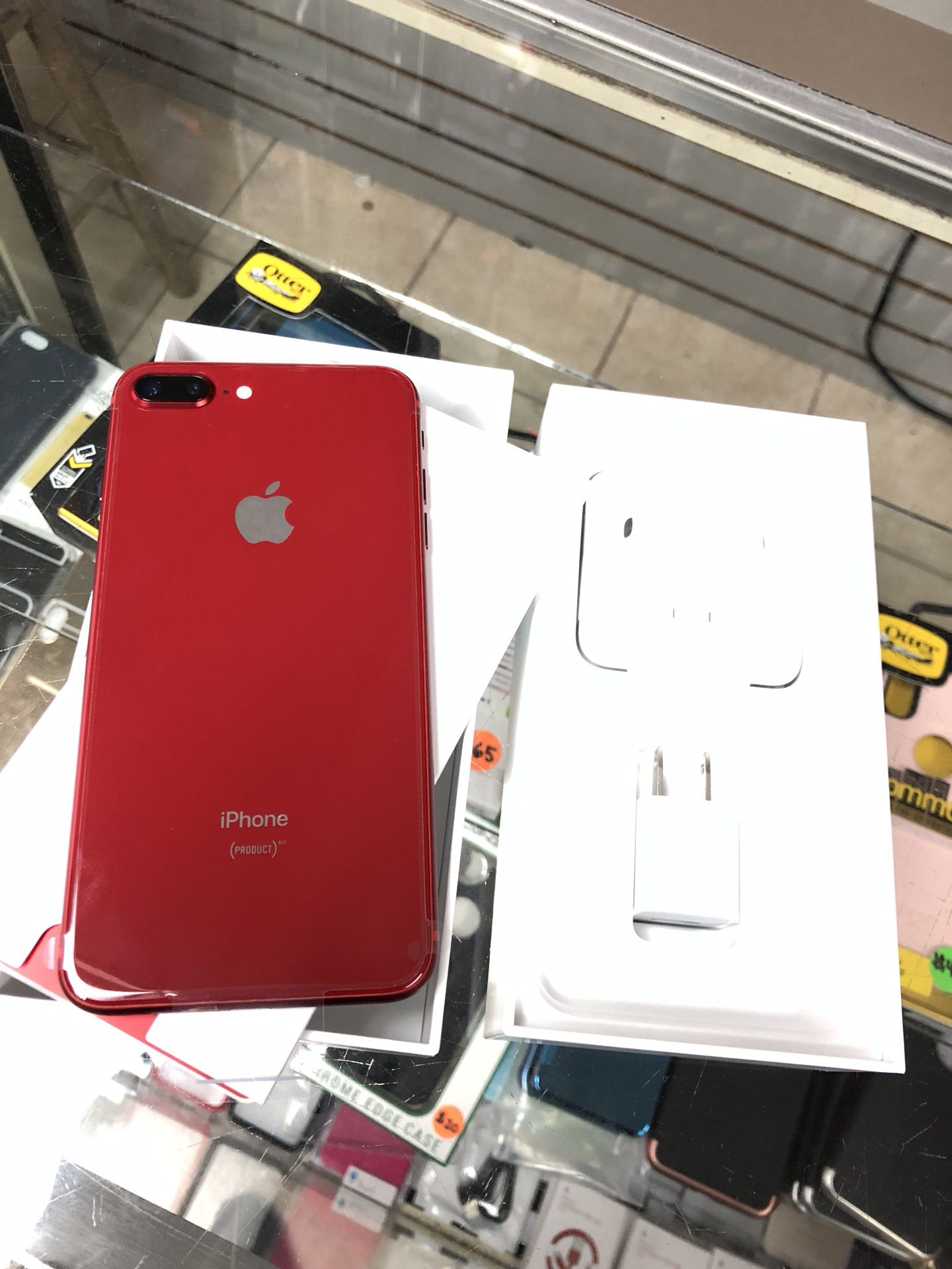 Red iPhone 8 Plus 256gb