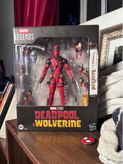 Marvel Legends Deluxe Dogpool and Deadpool