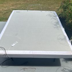 Serta MotionEssentials II Queen Adjustable Bed Frame