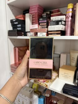 Carolina Herrera  Good Girl Blush Eau de Parfum with Floral Vanilla💕