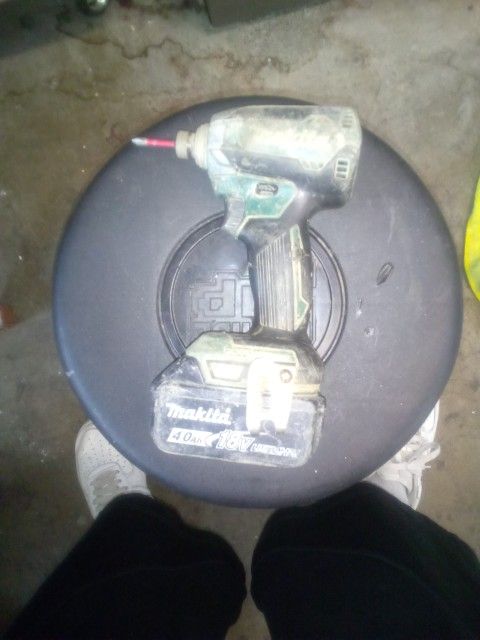 18v Makita Drill W/ Charger
