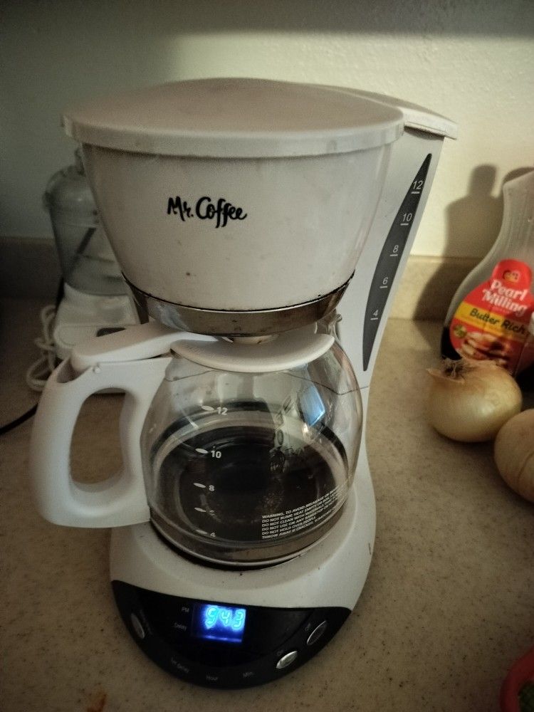 White Coffee Maker