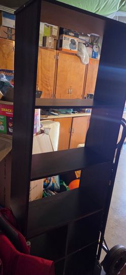 Free book shelf
