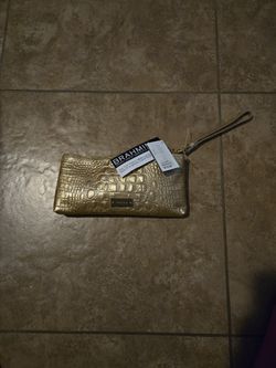 Wristlet bag
