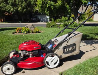 Toro Self-propelled Lawnmower