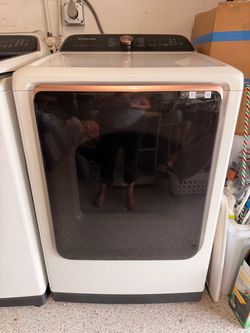Samsung Electric Front-load Dryer - Excellent condition