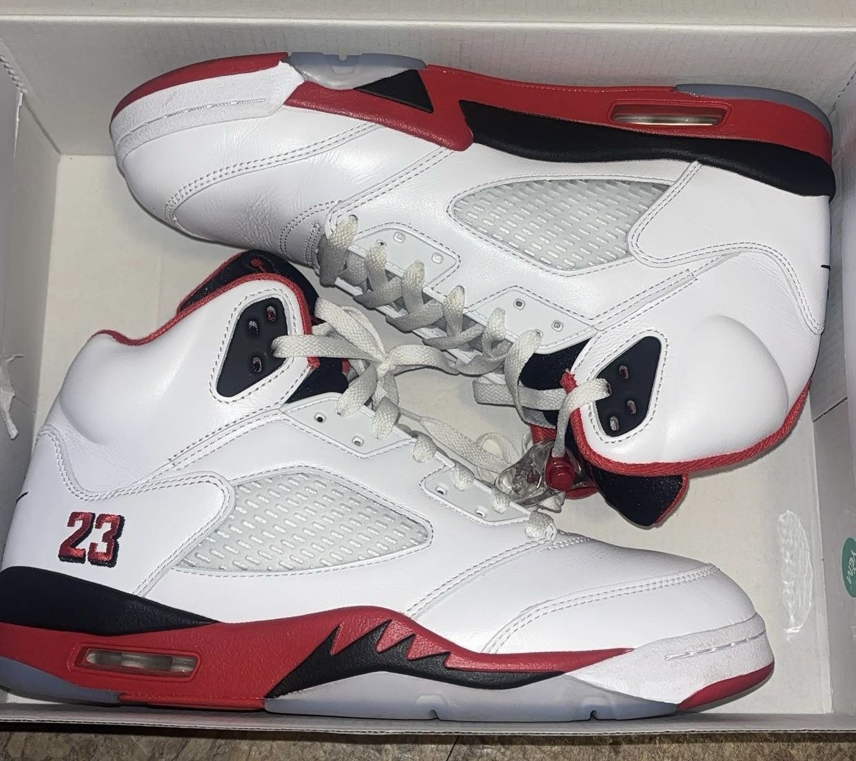 Men’s Air Jordan Retro OG White/Fire Red-Black Size 10