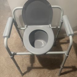 Portable Commode