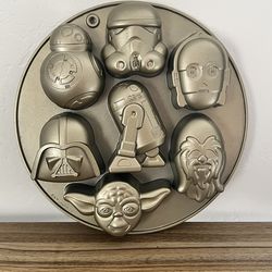 Star Wars™ Cakelet Pan, 12"
